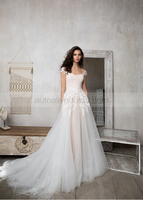 Cap Sleeves Ivory Lace Tulle Pearl Buttons Back Wedding Dress Cap Sleeves Ivory Lace Tulle Pearl Buttons Back Wedding Dress